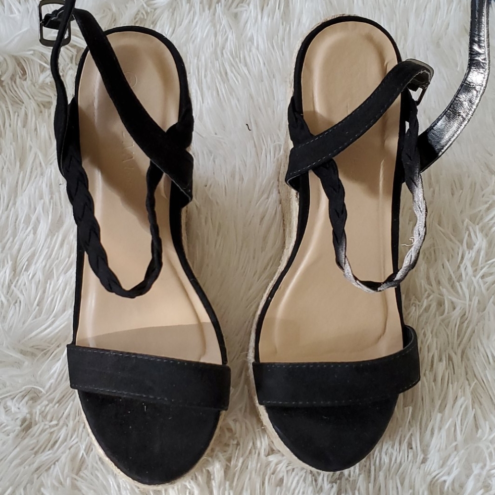 Wedge sandals - Picture 2 of 4